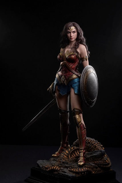 Pre-order Justice League : Wonder Woman 1/6 HMS Powered by KOJUN WORKS Platinum